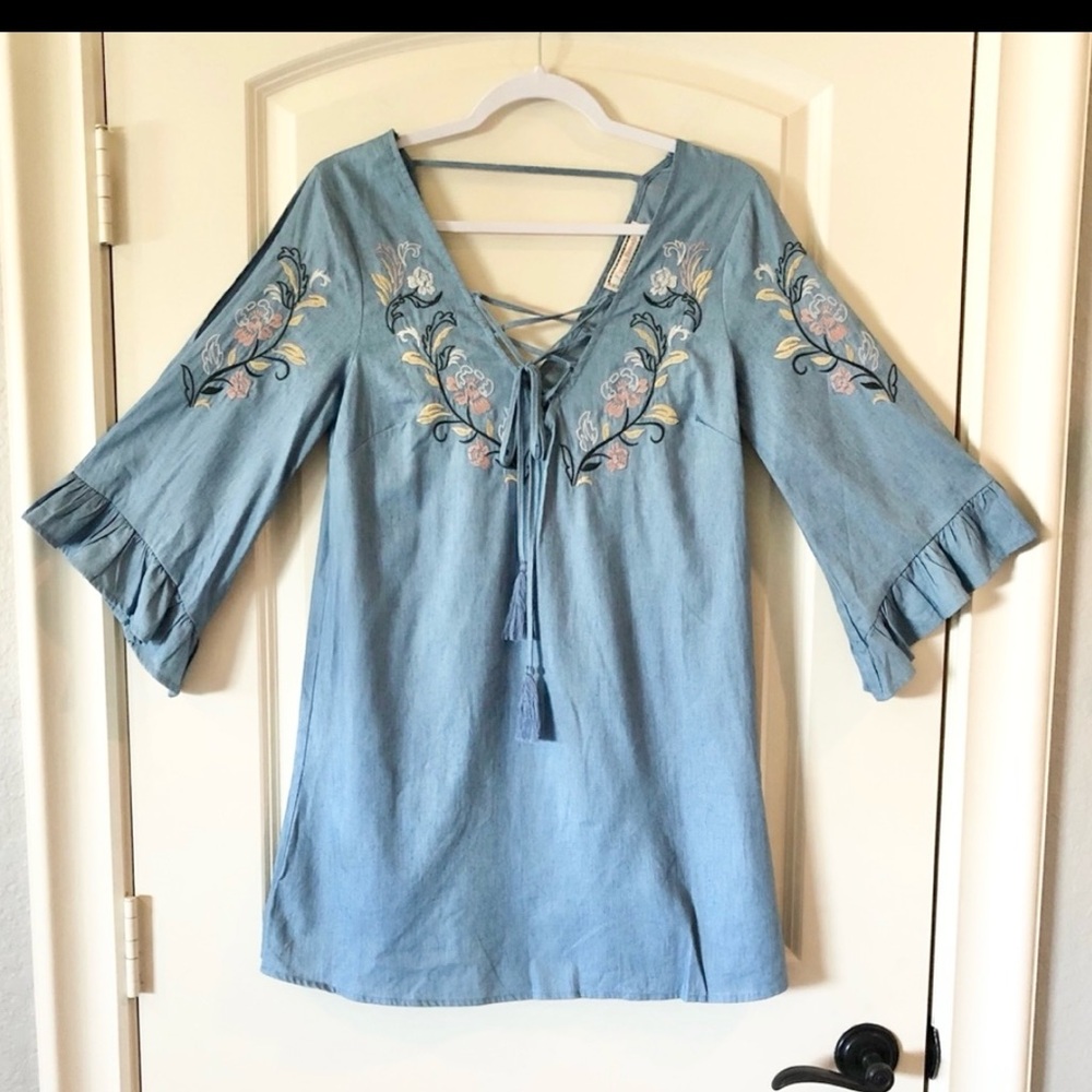 Flying Tomato Chambray Embroidered Boho Mini Dress Small Bell Sleeve Lace Up